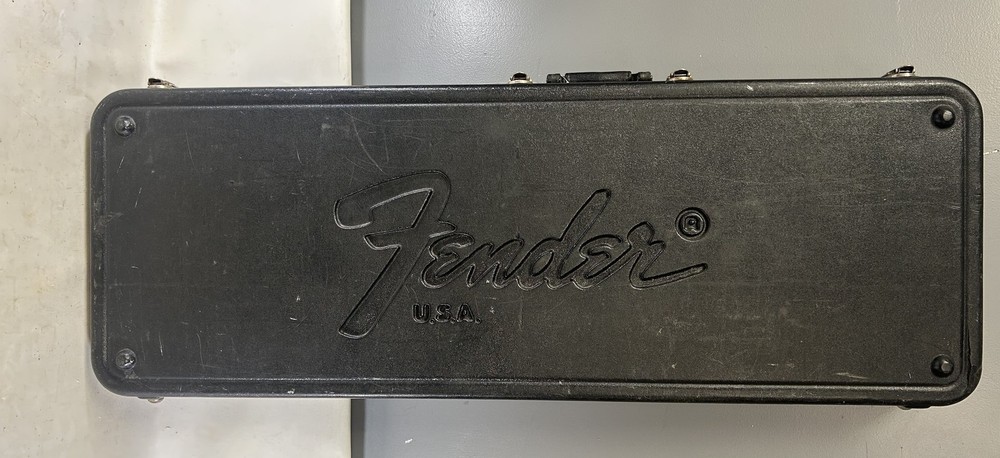 Fender Hard Shell Guitar Case