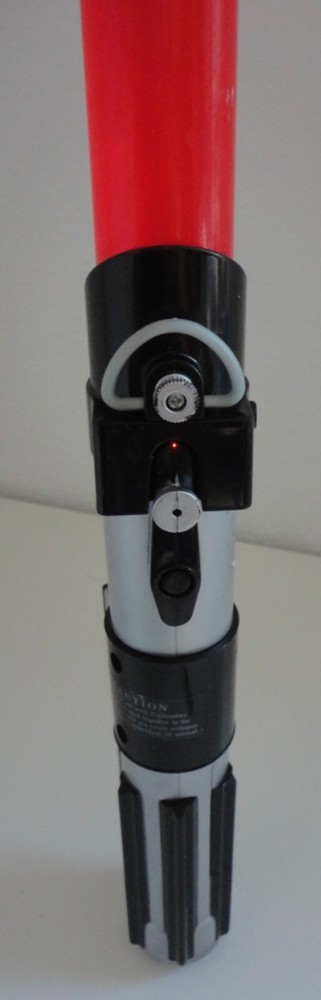 Star Wars Darth Vader Red Electronic Telescoping Lightsaber Hasbro 2009