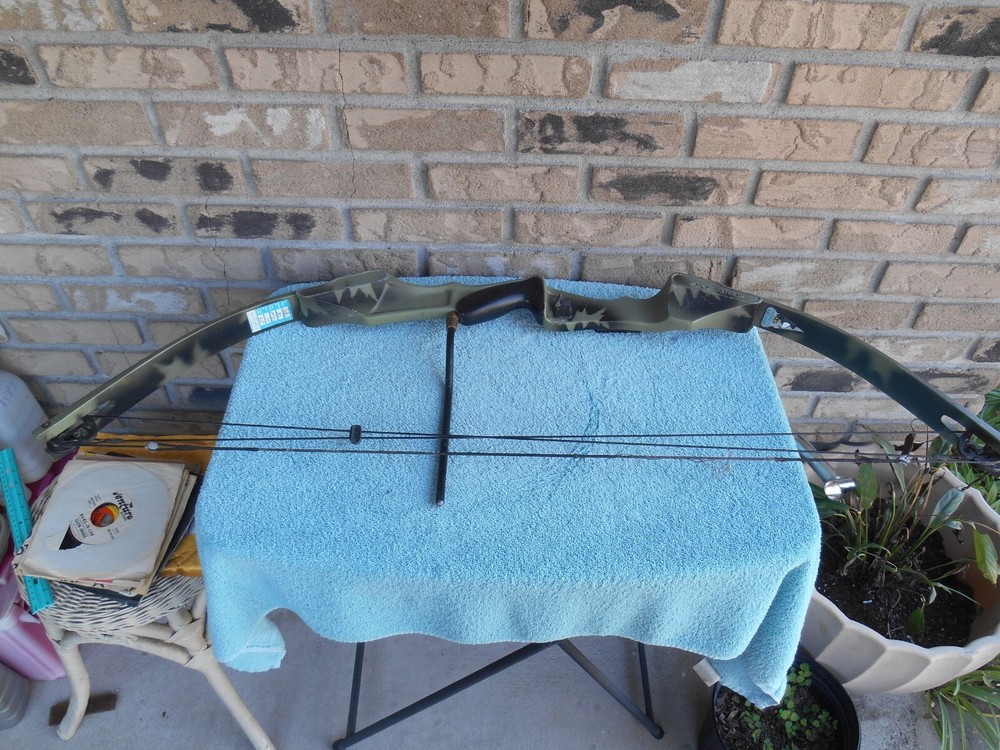 VINTAGE American Archery AM Hunter Compound Bow