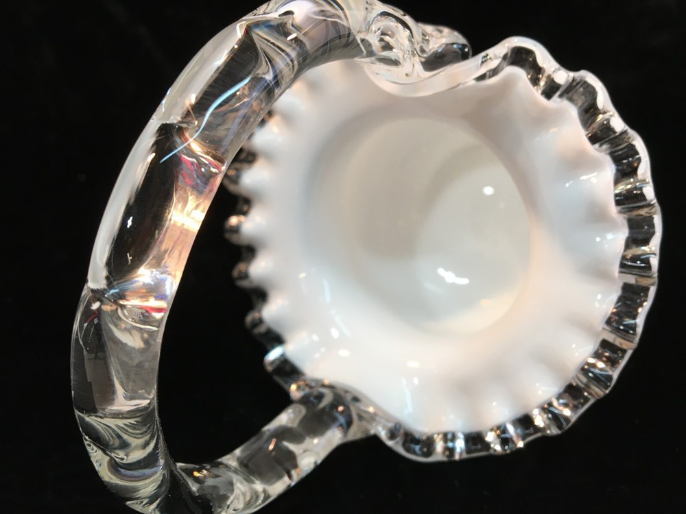 FENTON Silvercrest 6-1/4" Basket w/Bamboo Handle
