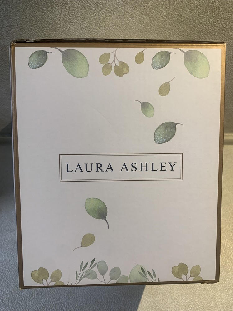 Laura Ashley 3-Piece Bottle Chiller Ice Mold