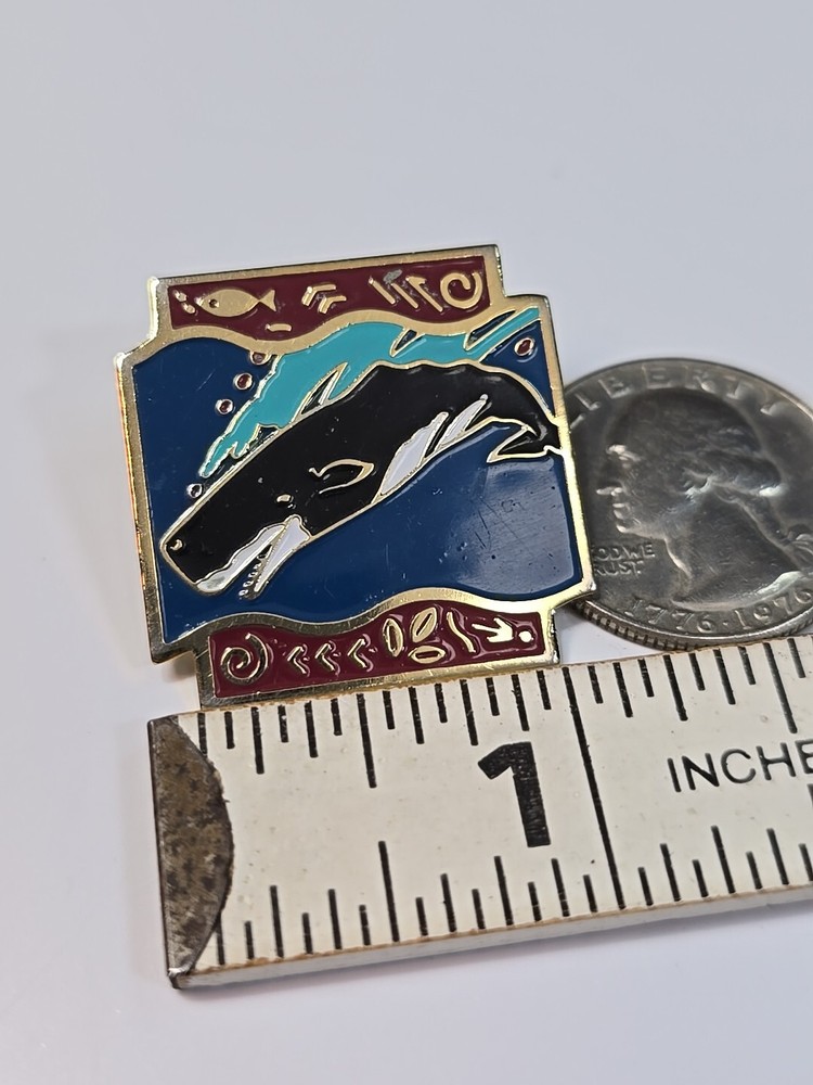 Whale Lapel Pin Thin Metal