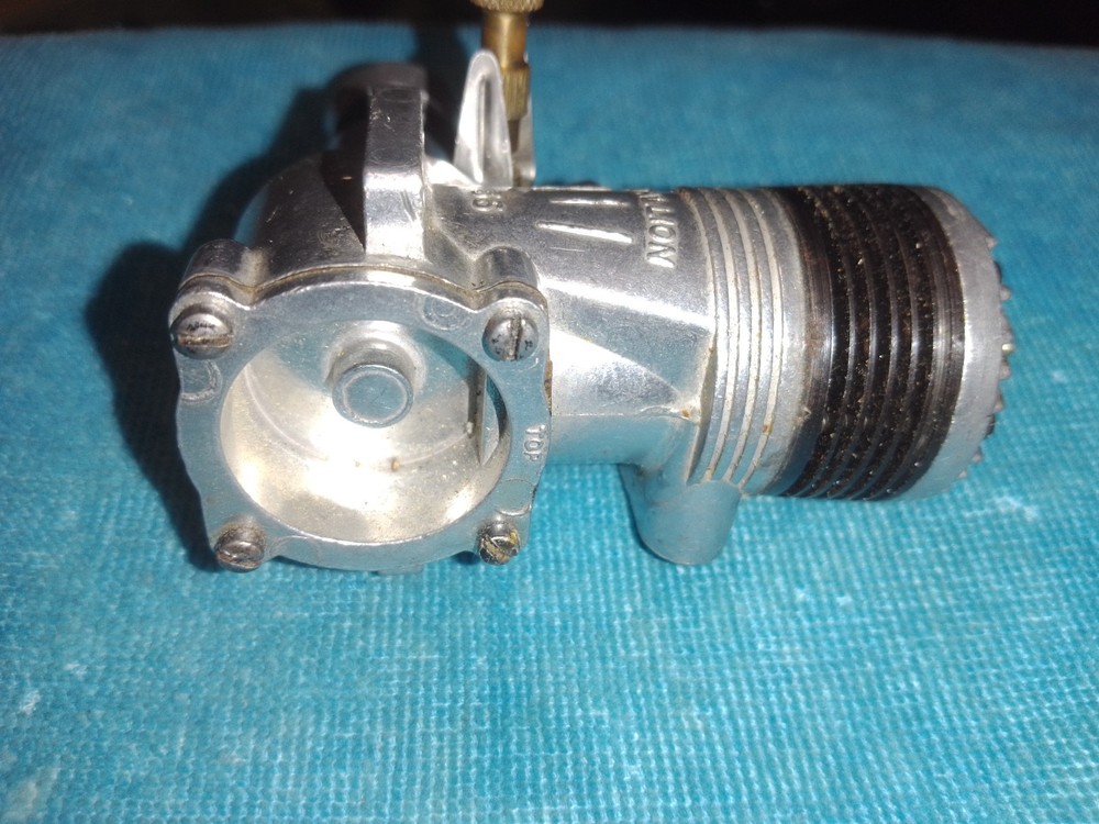 K&B STALLION 35 C/L MODEL AIRPLANE ENGINE
