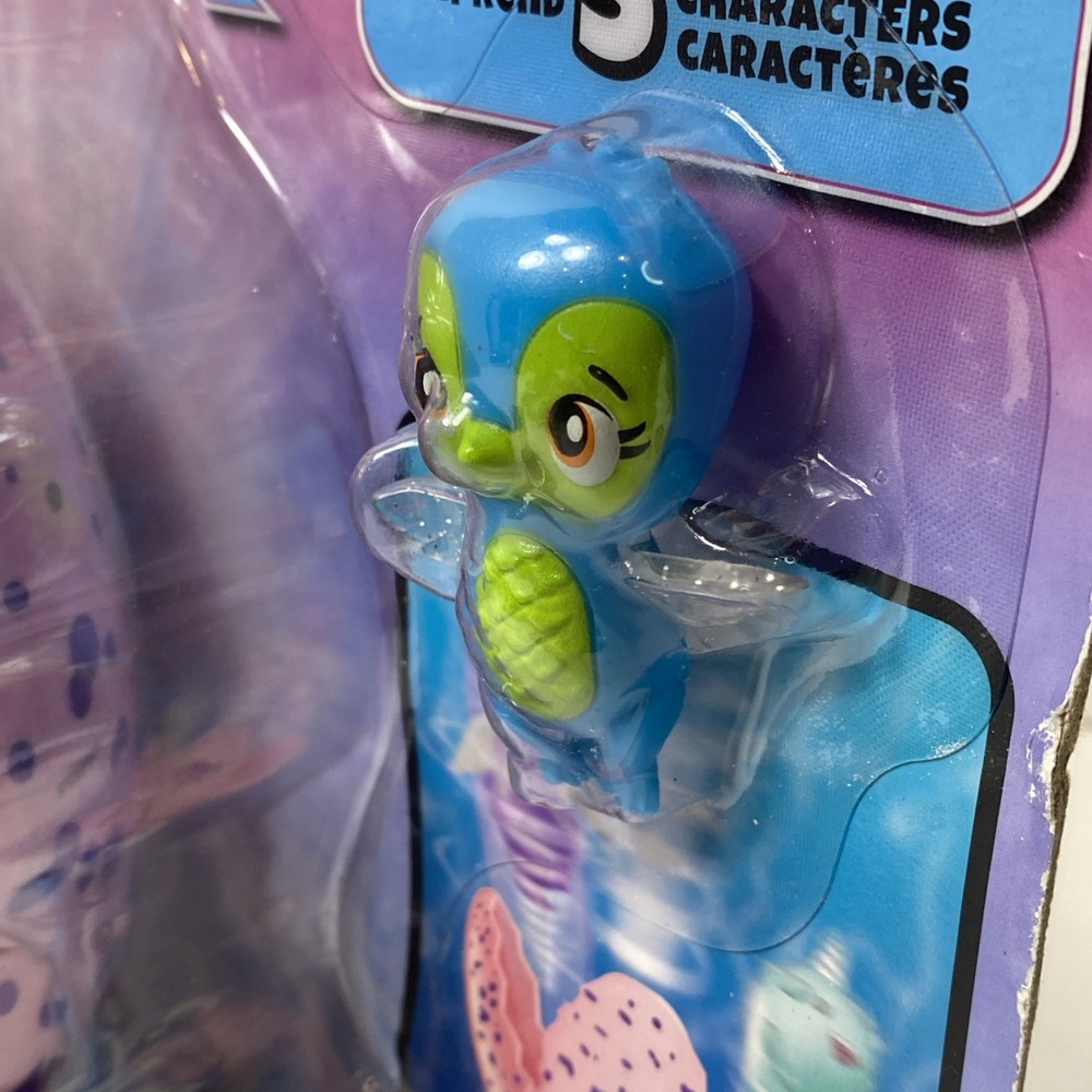 Hatchimals Splash Divers Pool Dive Toy with 3 Characters Damaged Package