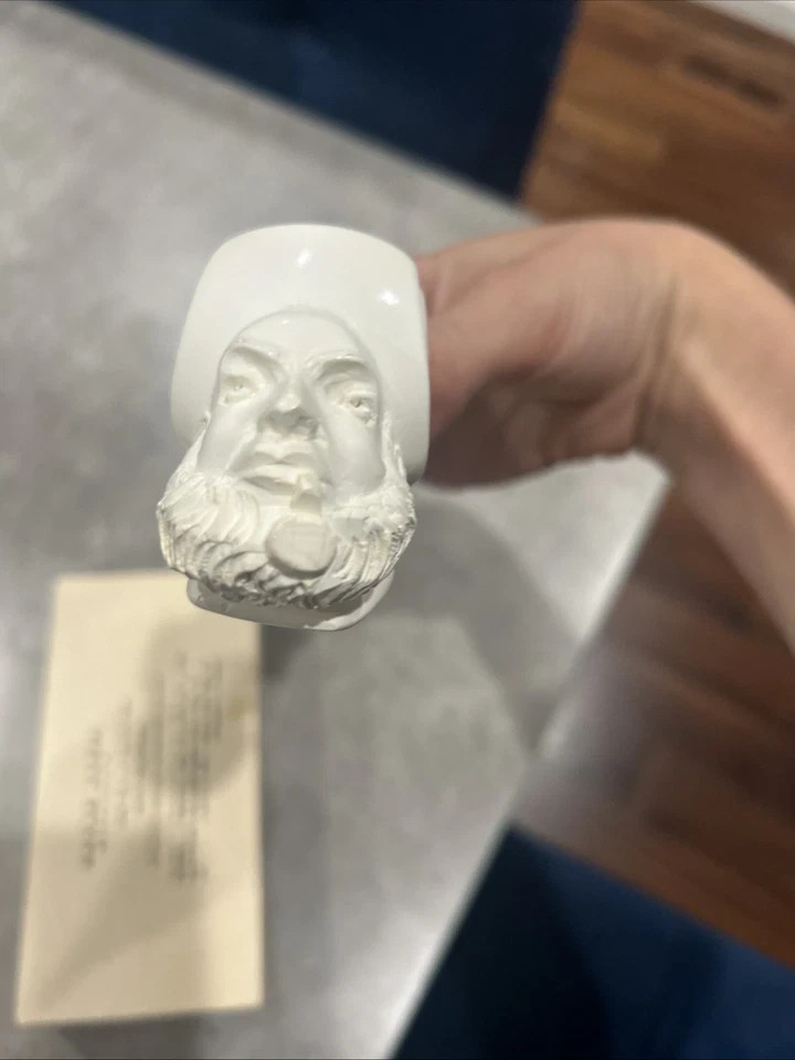 MEERSHAUM PIPE SMOKING MAN NEW