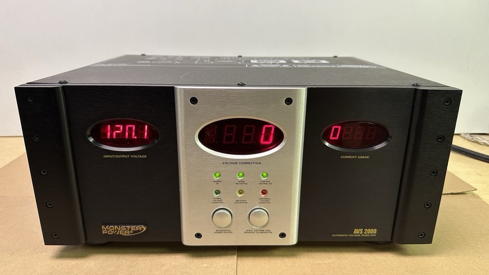 Monster Power AVS2000 Auto Voltage Stabilizer - Working with issue AS IS READ