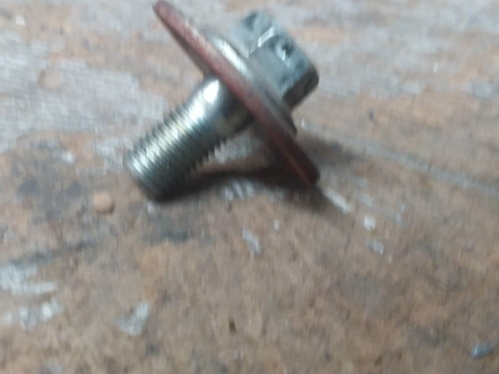 2007 07 02-09 Honda Interceptor 800 VFR800 Front Sprocket Mounting Bolt