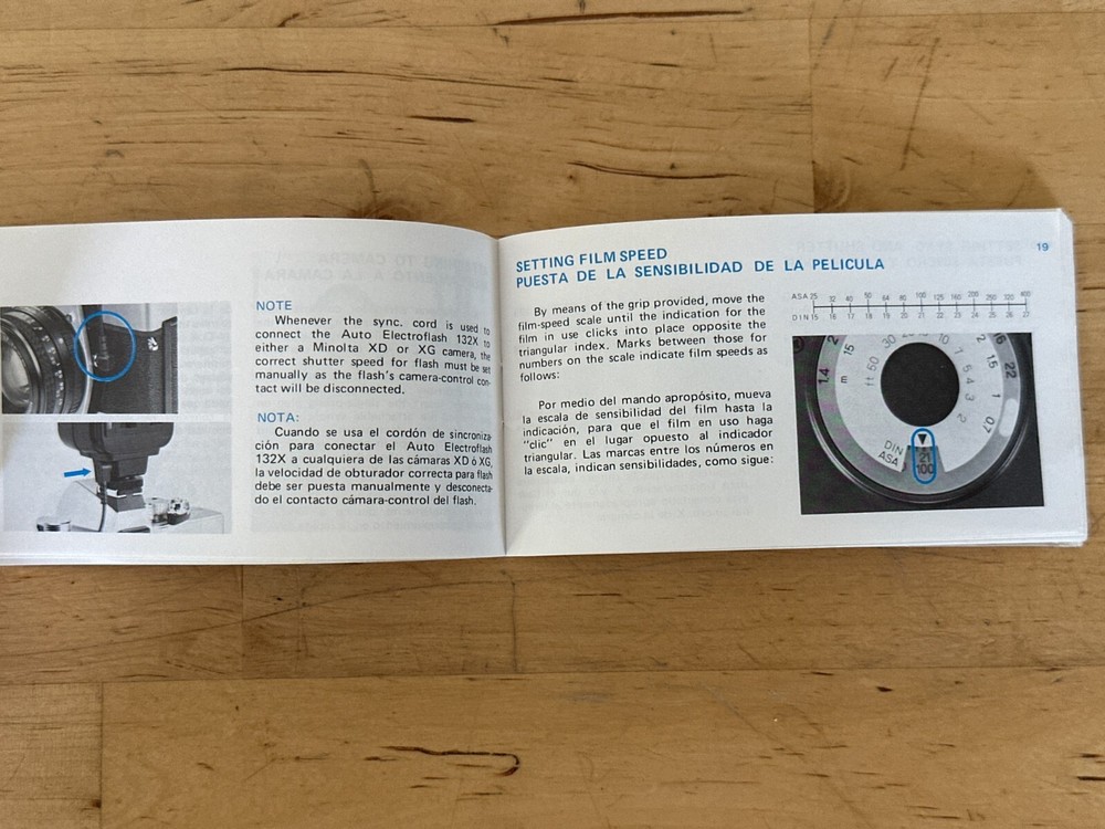Minolta Auto Electroflash 128/132X Owner's Manual Instructions Booklet