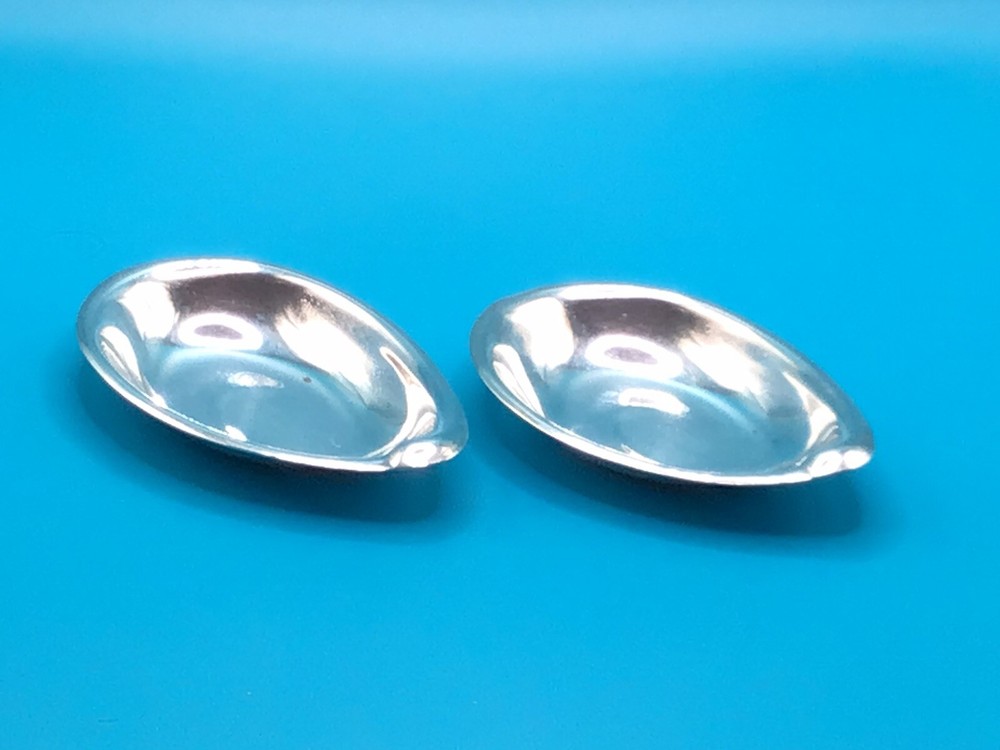Vintage Read And Barton Solid Sterling Silver 925 Set Of Two Nut Dishes.