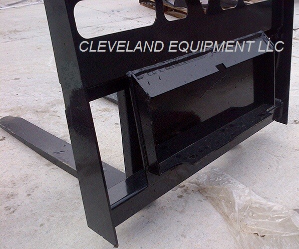 NEW 36" MINI PALLET FORKS & FRAME ATTACHMENT Boxer Ramrod Mini Skid-Steer Loader