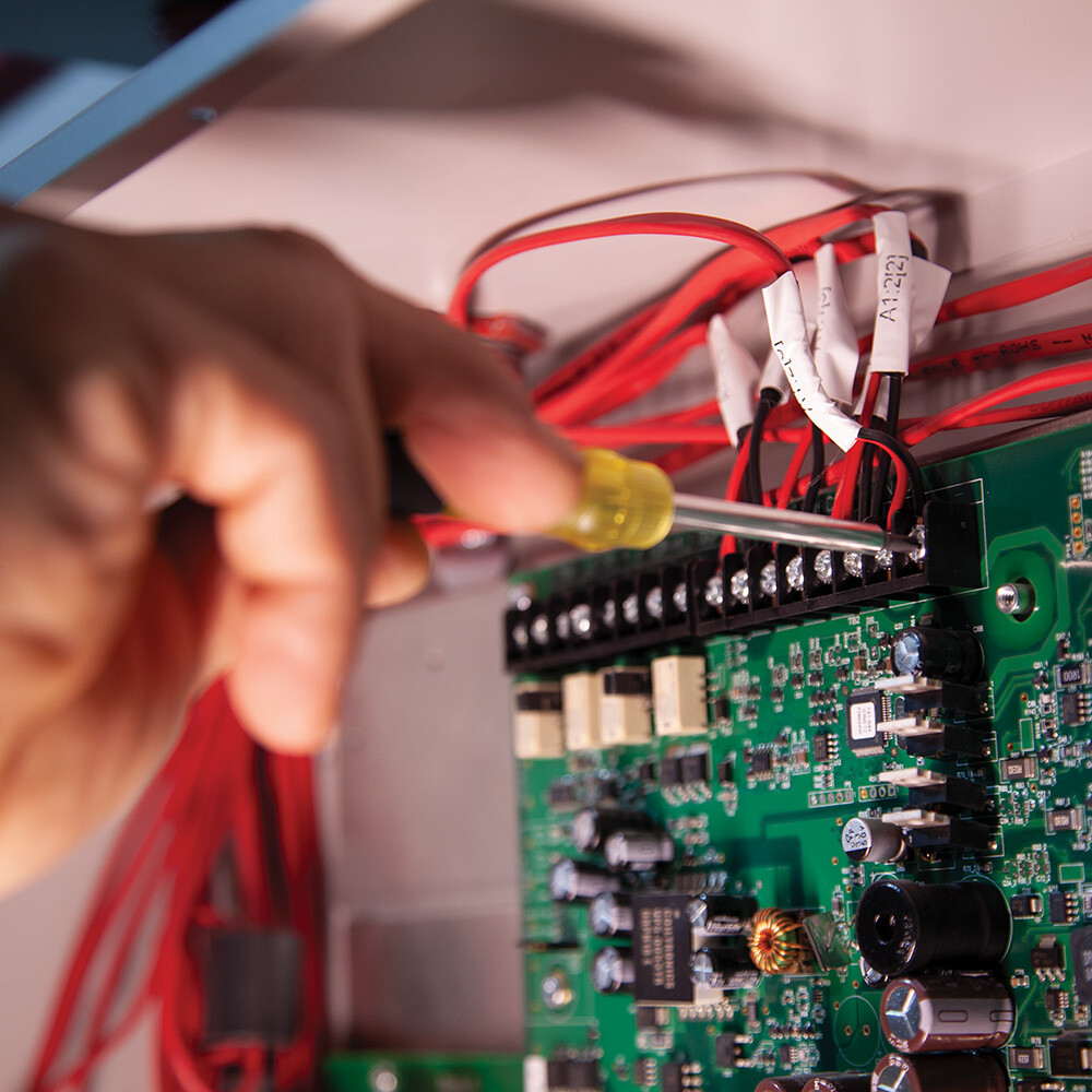 Klein Tools 32614 Screwdriver, Precision Electronics 4-in-1 Pocket Screwdriver