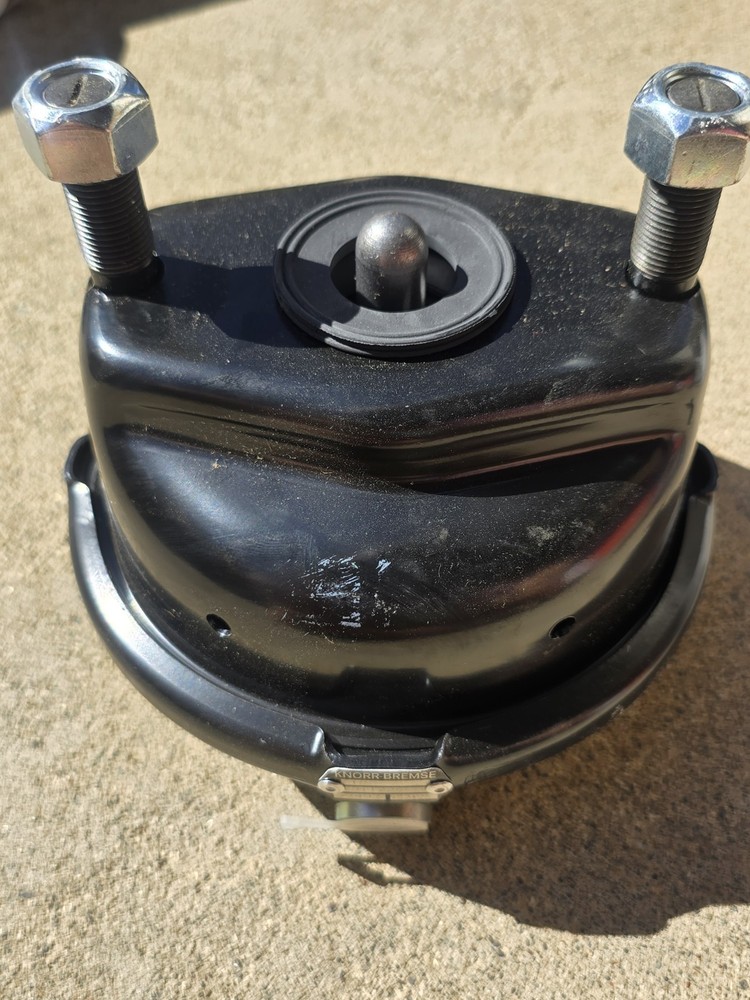 Bendix K028022 TYP-18 Brake Chamber (Disc)