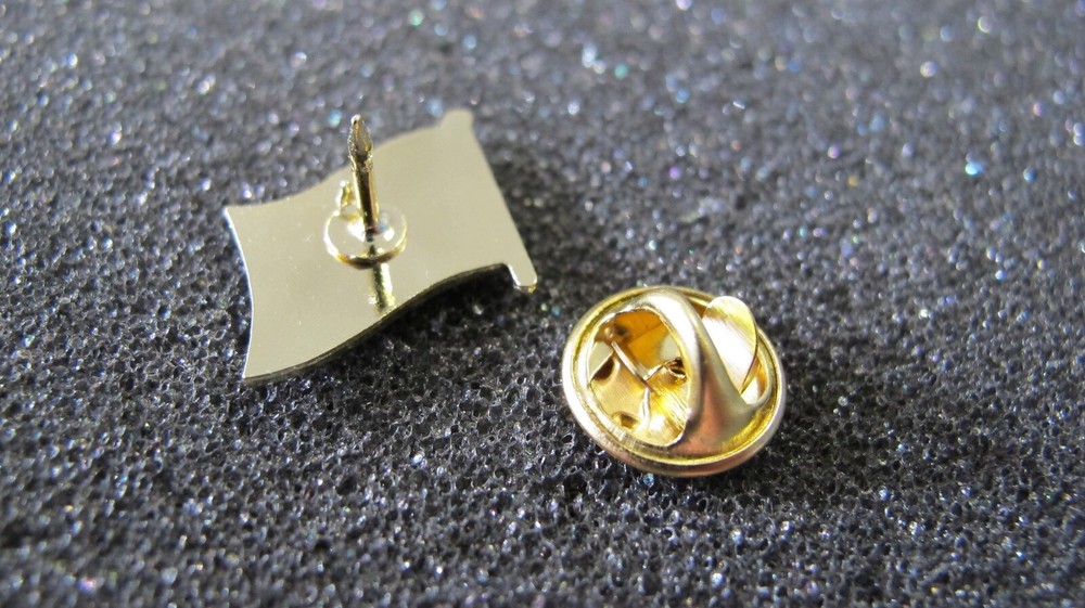 COUNTY DURHAM : County Flag Enamel Lapel Pin Badge