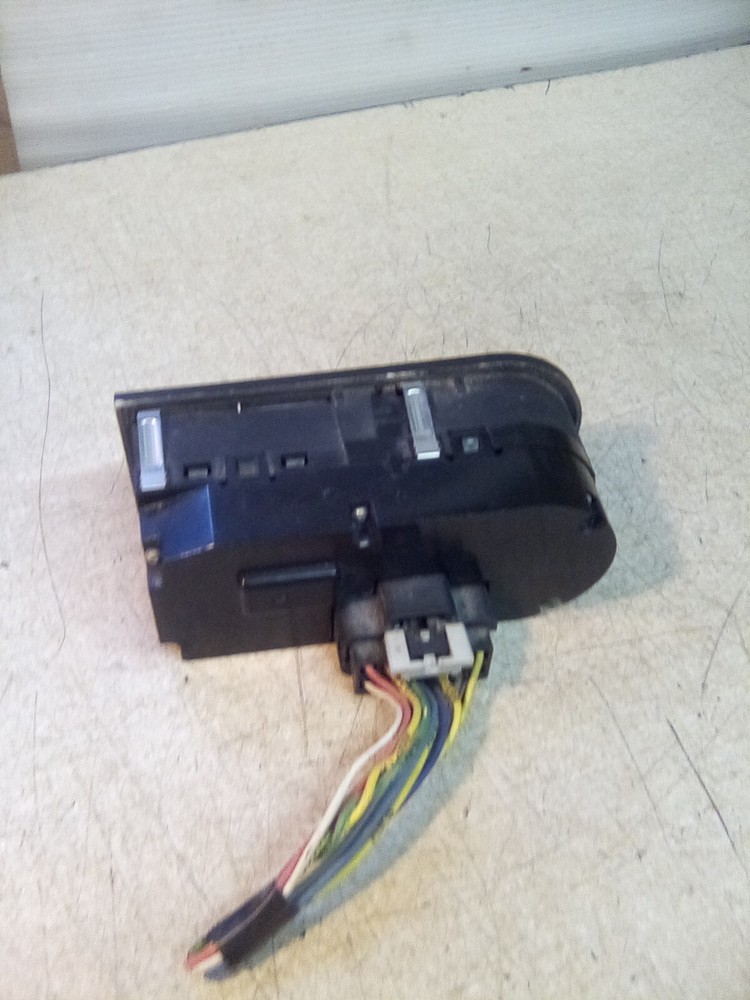 2018 International LT Navistar 4080940C1 Lighting Control