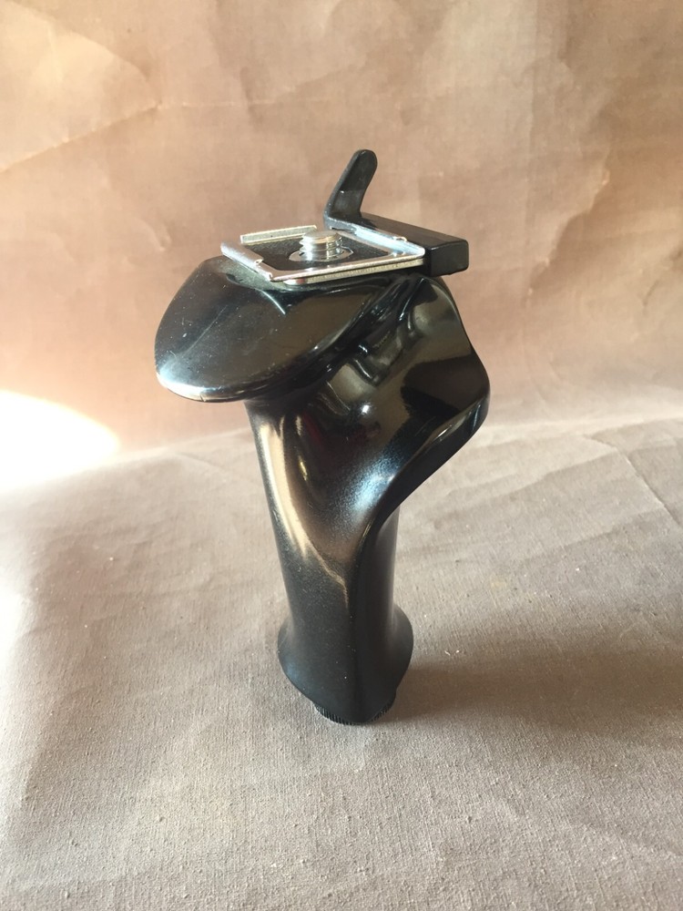 hasselblad pistol grip