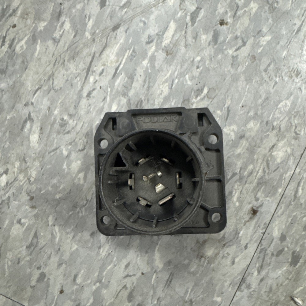 Pollak 7 way RV plug Vehicle side Light Plug Socket 7flat pin OEM