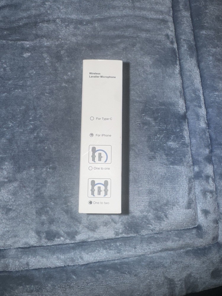 Wireless Lavalier Microphone Set, Dual Mics, Black, for iPhone