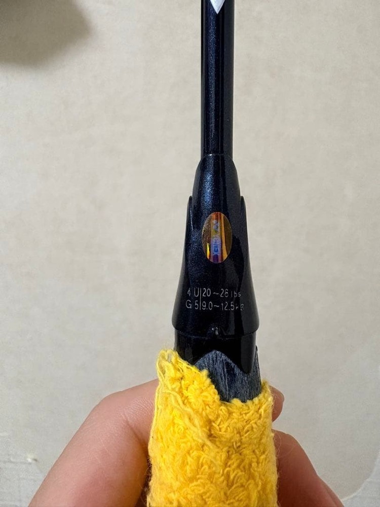 ASTROX 99 Pro Badminton Racket 4U5