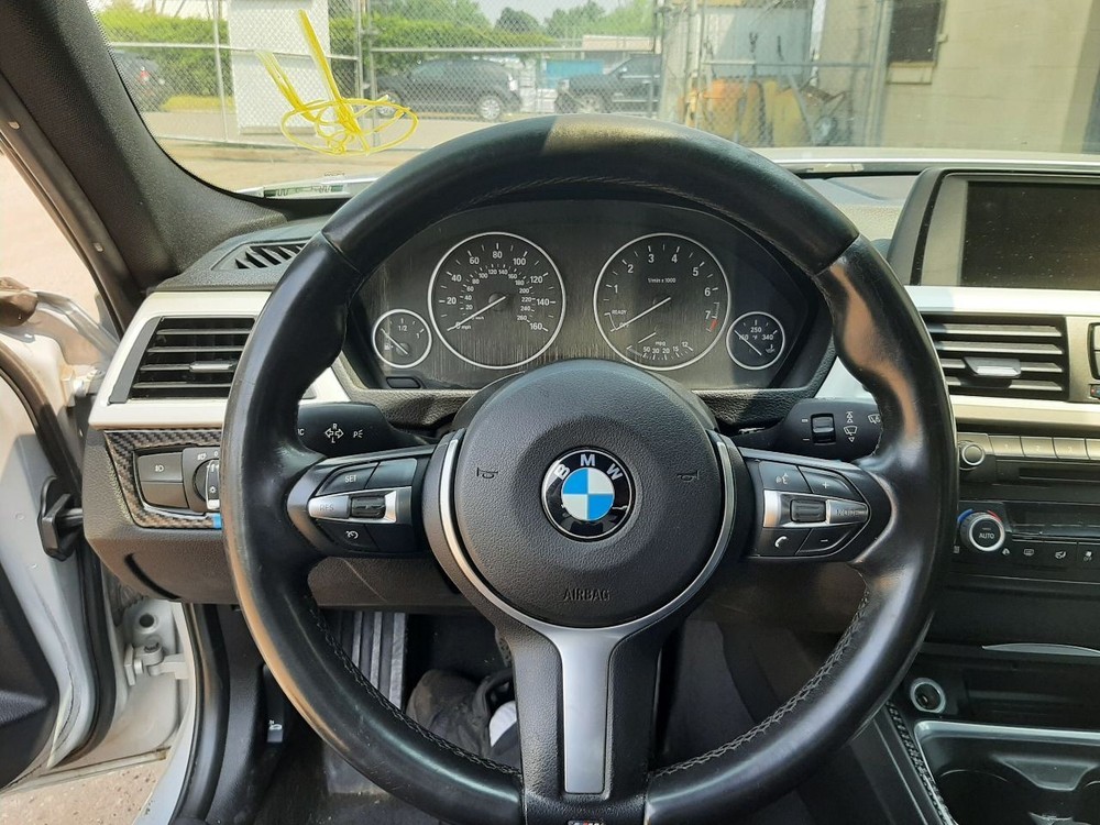 320I 2014 High Mounted Stop Light 1002107