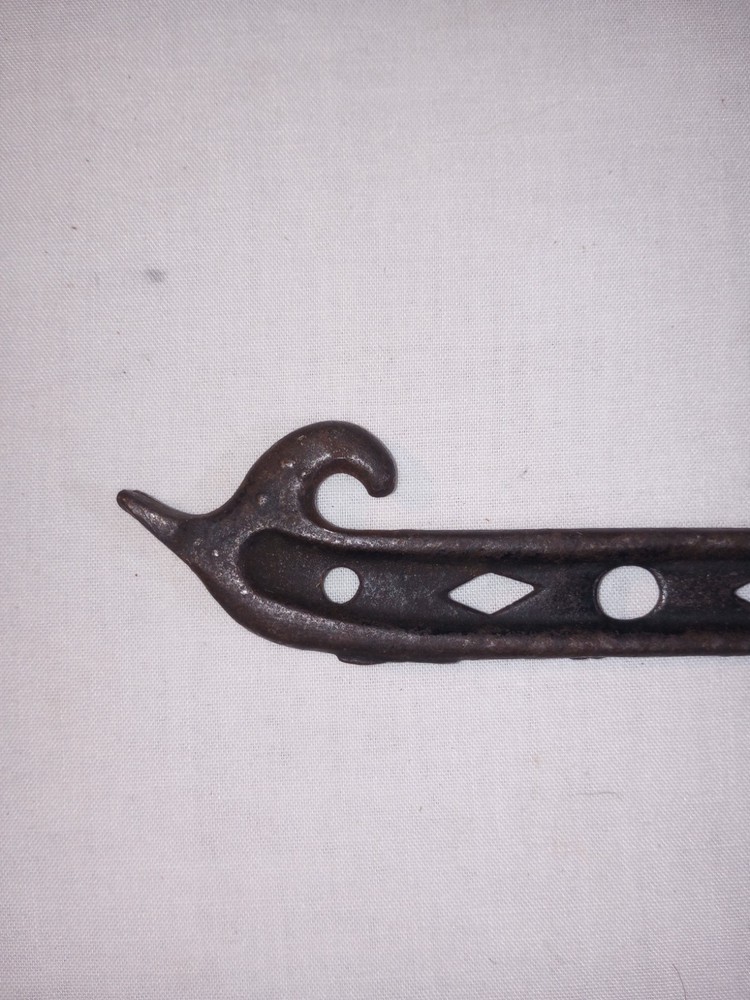 Antique vintage Excelsior carpet Hammer Multi-purpose Tool