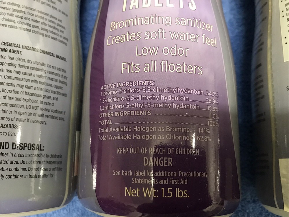 4 BOTTLES SPA SELECTIONS HOT TUB