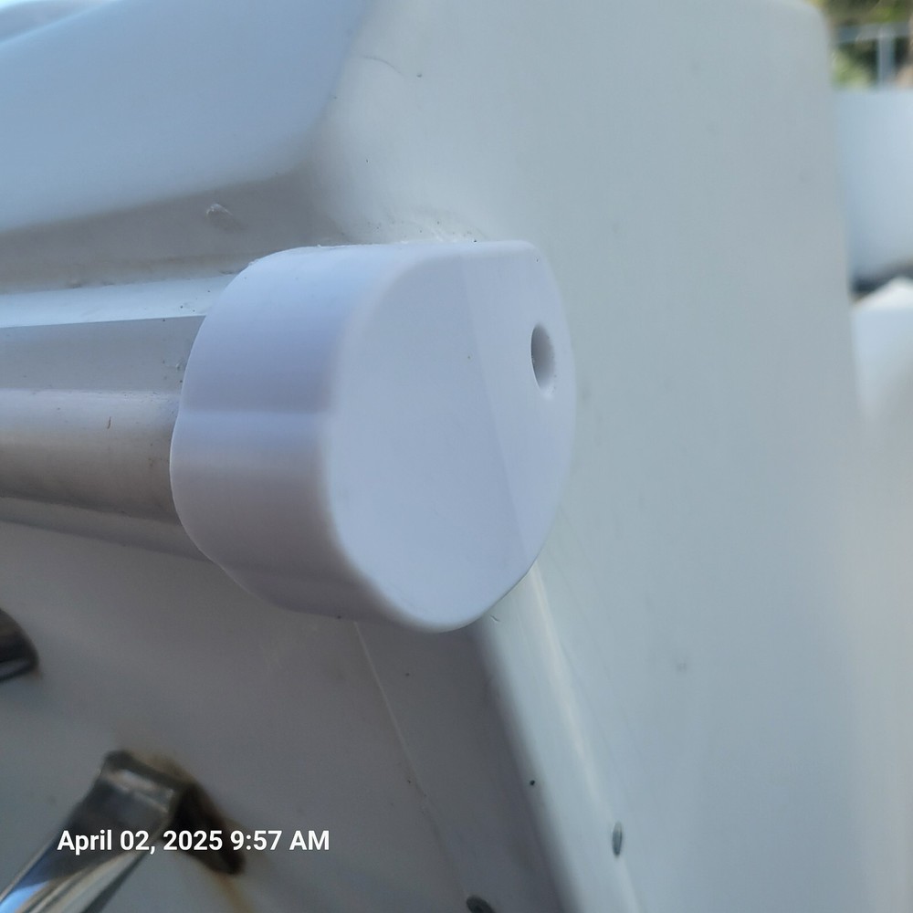 proline 20 sport rub rail end cap (set P&S)