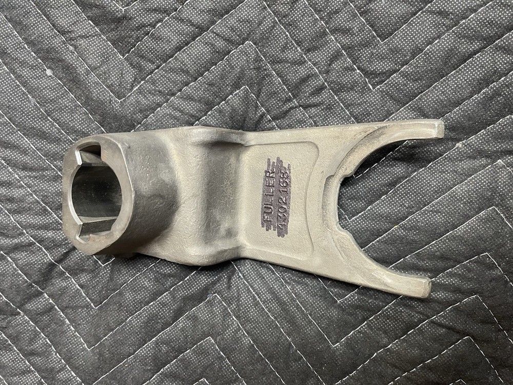 Part #4302168 SHIFT FORK USED Eaton Fuller