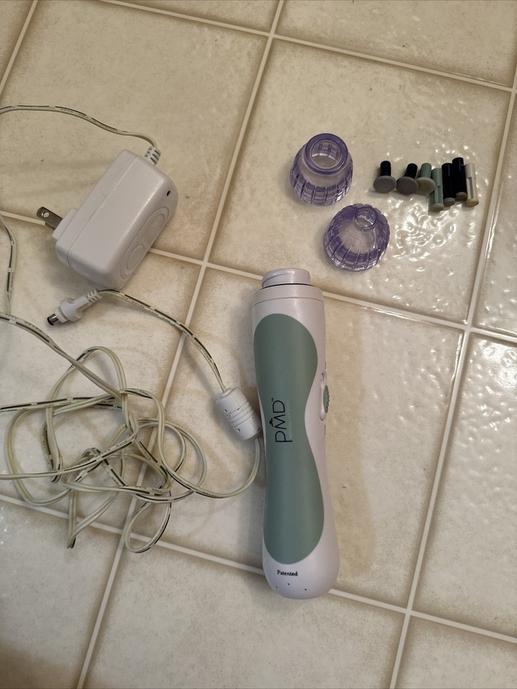 PMD Personal Microderm Microdermabrasion Machine with Kit