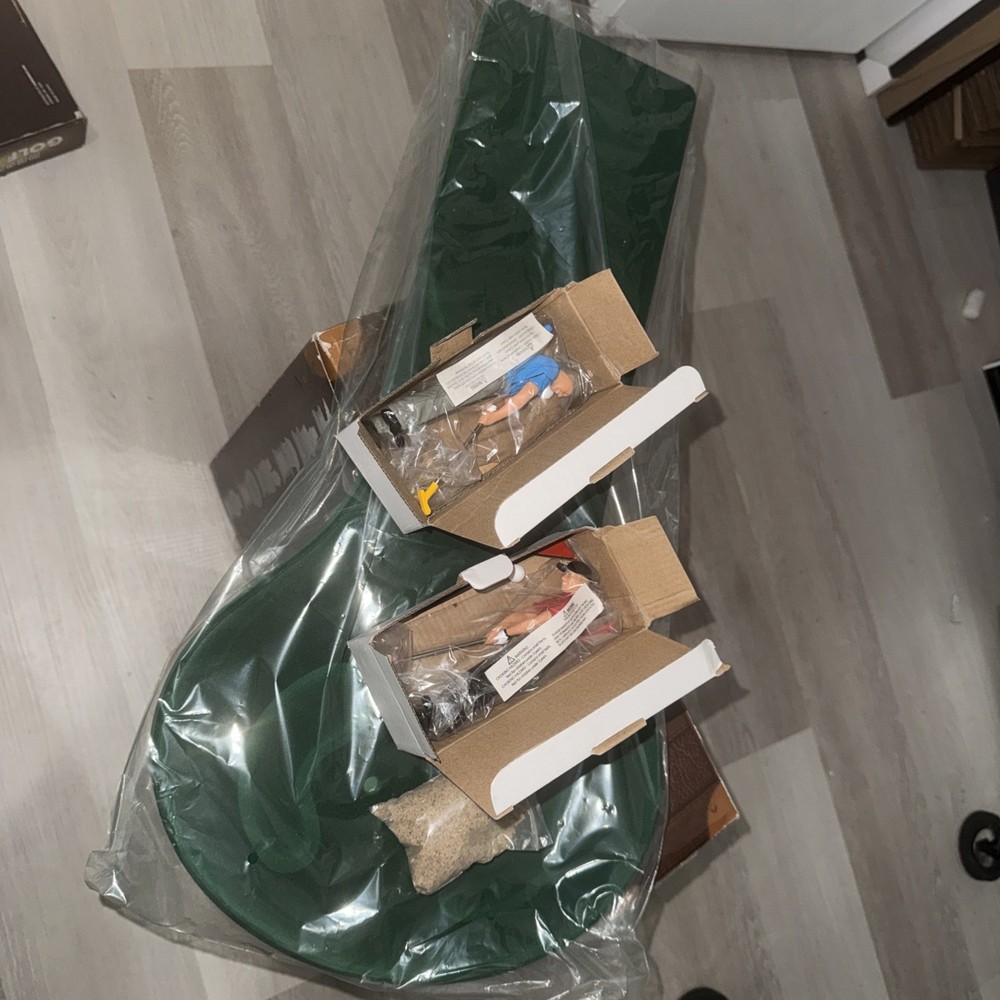 Desktop Golf Game With Golf Figures Must Say Really Cool