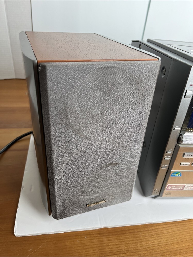 Panasonic SA-PM28 5-CD Changer Stereo System READ* - SEE VIDEO