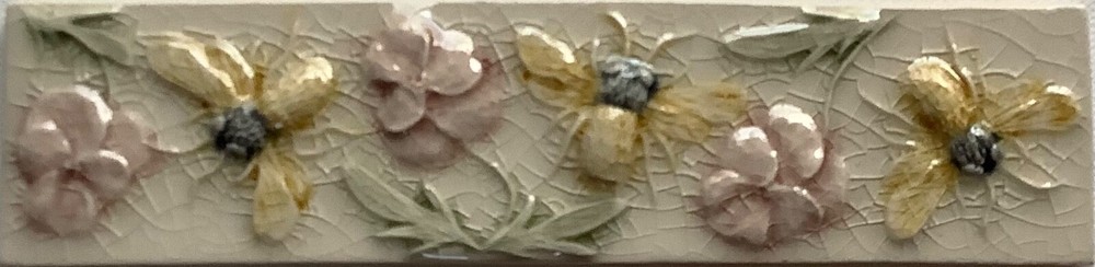 Pratt & Larson Handmade Decorative Bee  Relief Tile 7-7/8 x 1-7/8”
