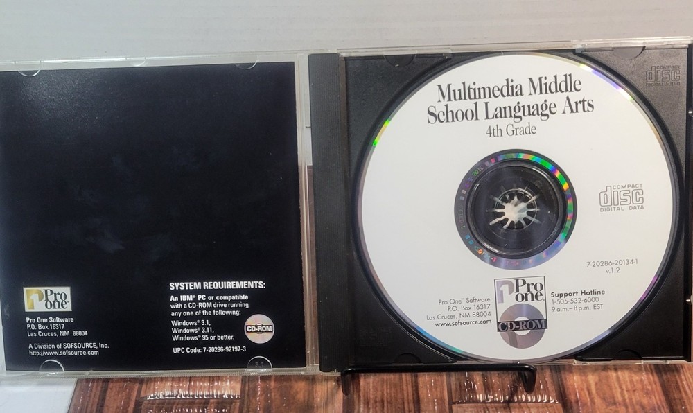 New Grade 4Middle School Language Arts PC CD-ROM Software . Very Good Condition.
