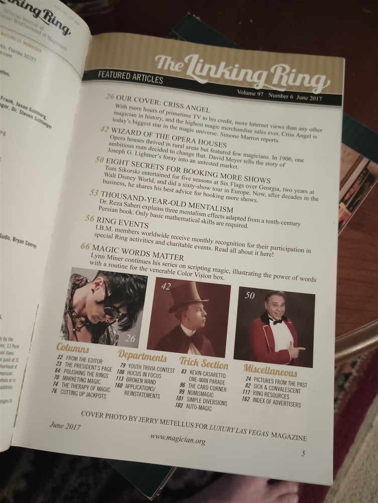 Criss Angel Linking Ring Issue 2017