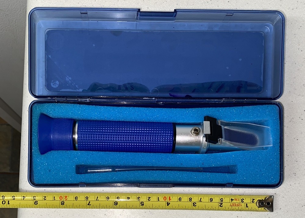 V2 Refractometer NRM20B