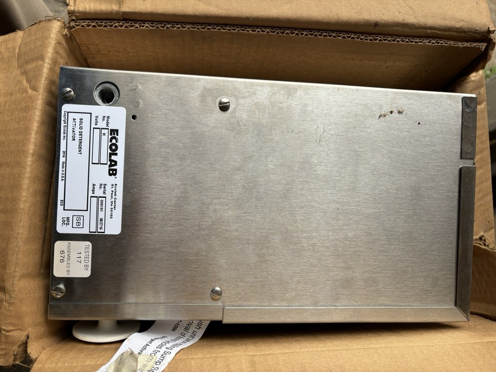 Ecolab stainless Solid Detergent Activator Dispenser 9257-1090