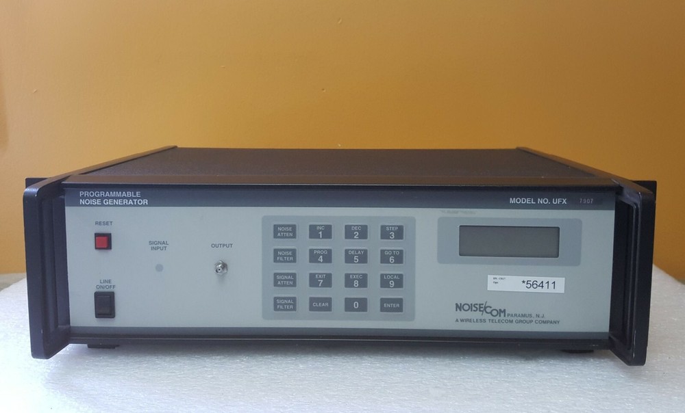 NoiseCom UFX 7907 Prog. Noise Generator