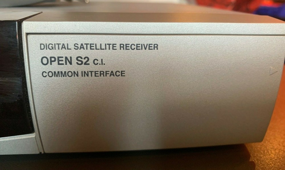 SAT+ SATELLITE DECODER - USED - FULLY WORKING - HOT BIRD-ASTRA