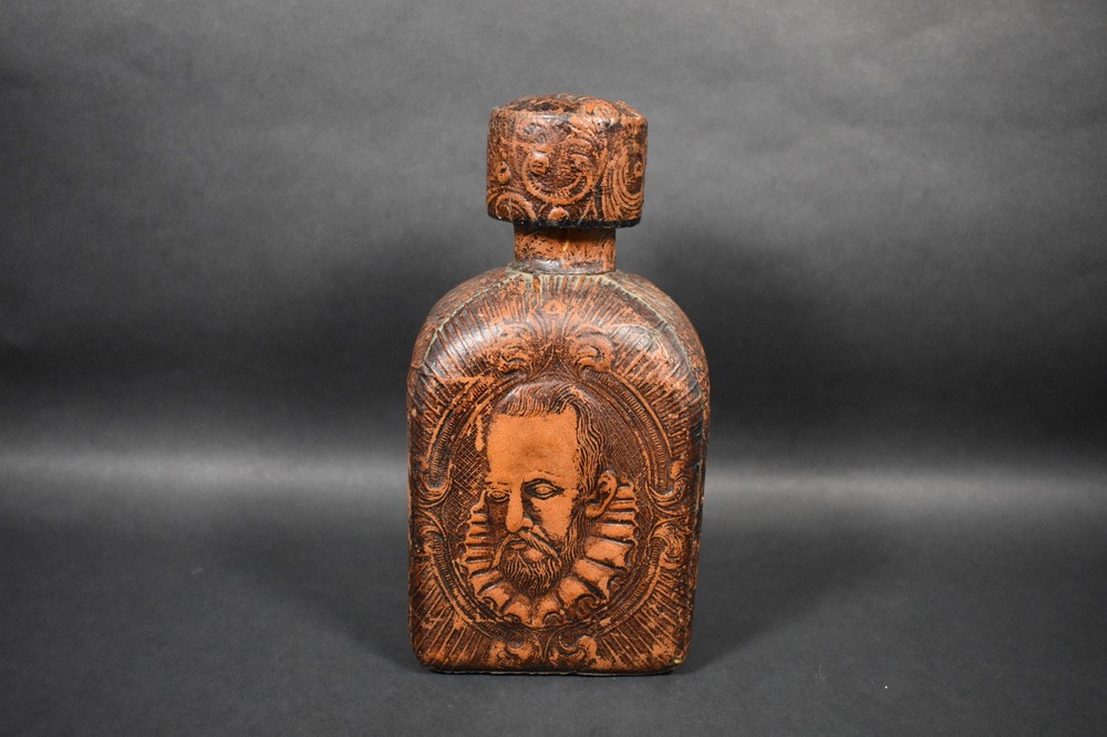 VINTAGE Hidalgo Leather Bound Bottle With Top