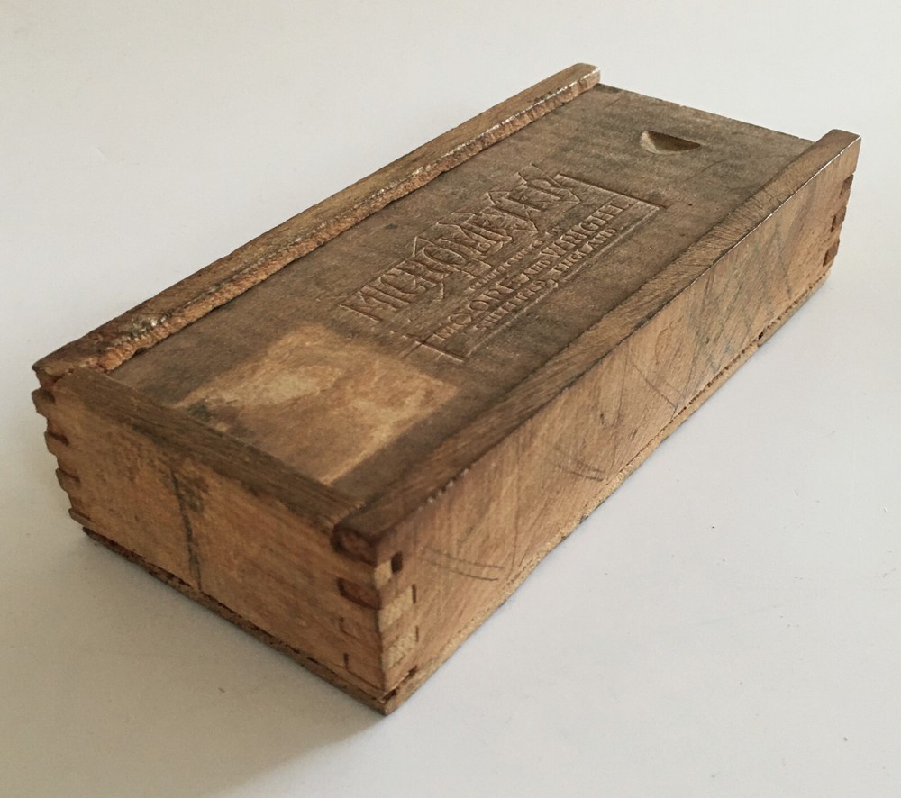 Vintage Boxed, ‘Moore & Wright’ Micrometer No. 965