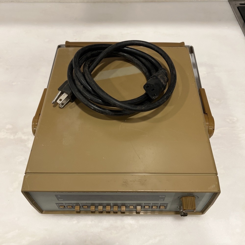 Protek Frequency Counter B-808 Multifunction electronic test equipment Powers On