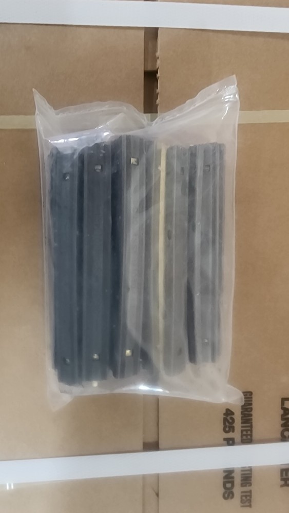 Stripper Clips USGI 5.56/2.23 ,40 strippers and 1 speed loader.