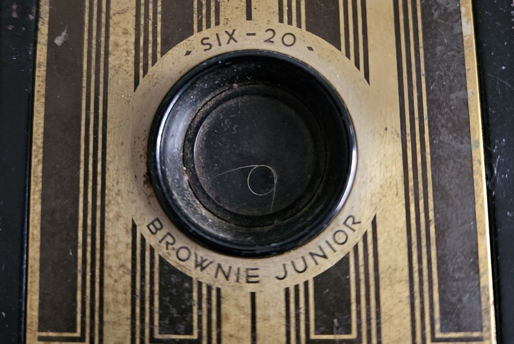 Kodak Six-20 Junior Box Camera