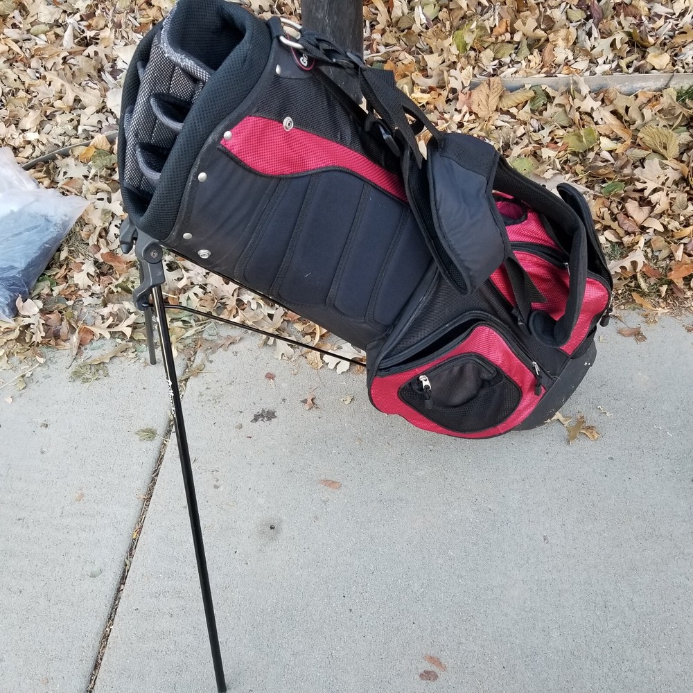 Golf stand bag Golfmate MATE black red shoulder strap