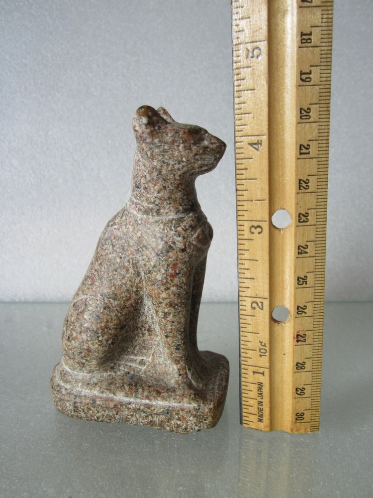ANCIENT EGYPTIAN PHARAONIC CAT CARVED STONE STATUE