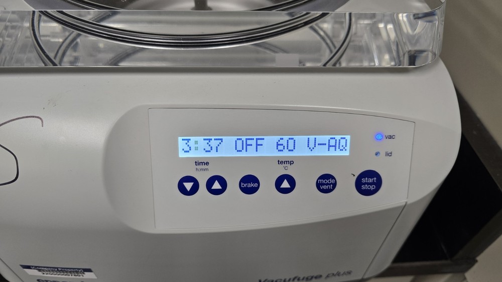 Eppendorf Vacufuge 5305 Plus Concentrator Complete System
