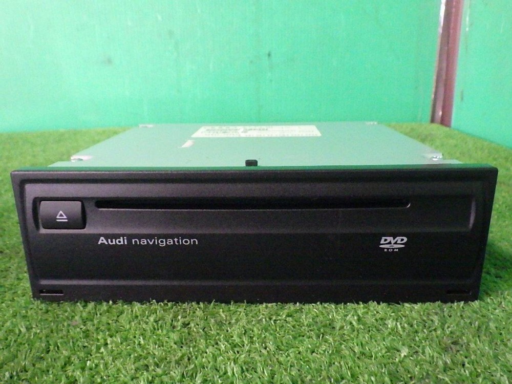 Audi Sat Nav Computer Navigation Unit CD/DVD 8T0919888