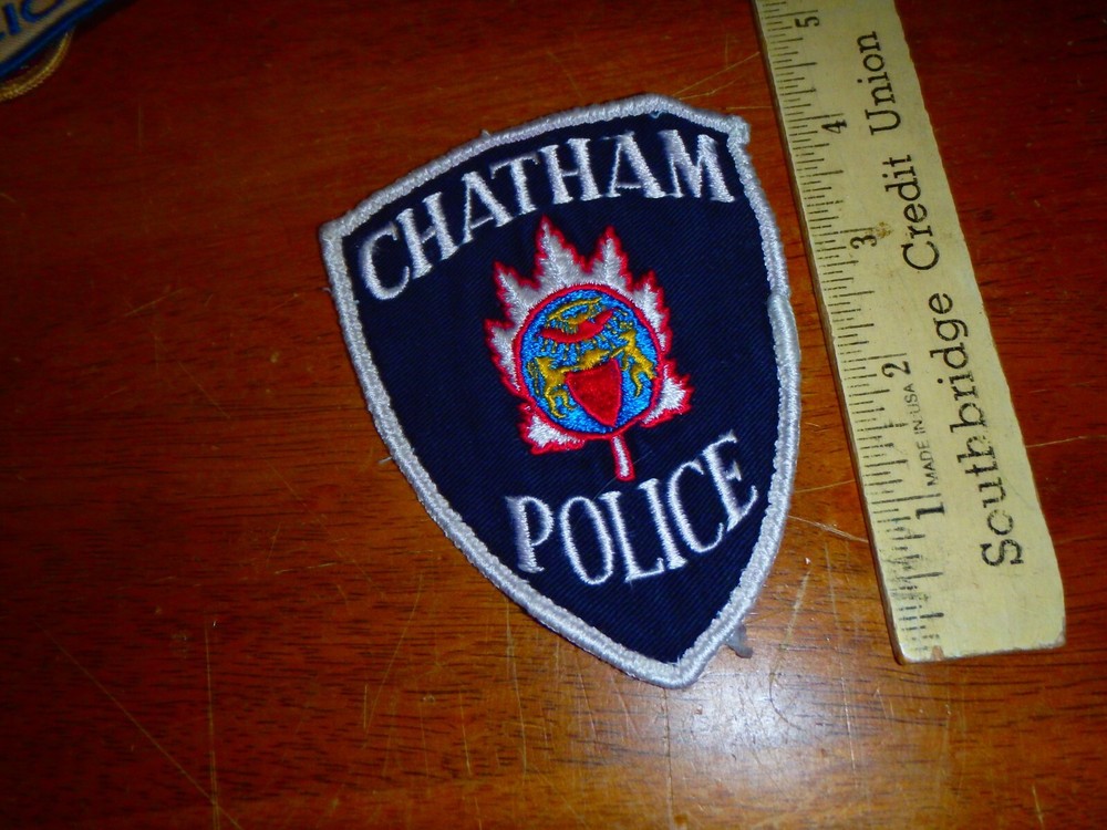 CHATAM  CANADA EARLY VEST OBSOLETE PATCH   box AAA#8