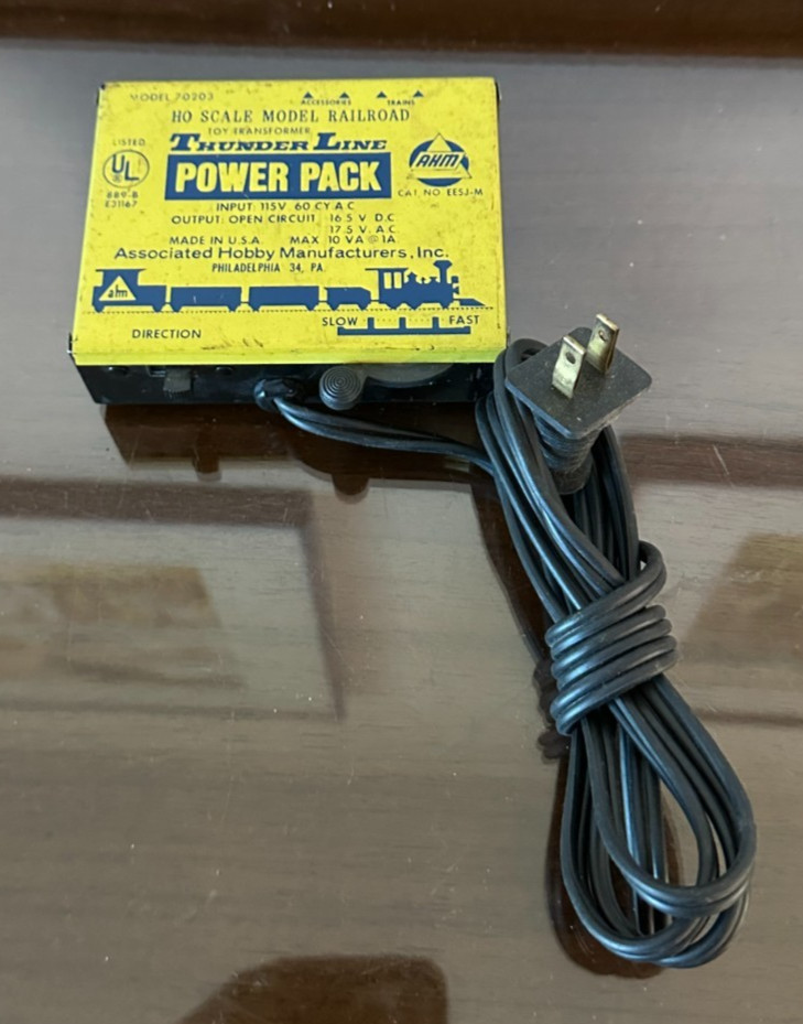 AHM Thunder Line Power Pack #70206 HO Scale Train Transformer