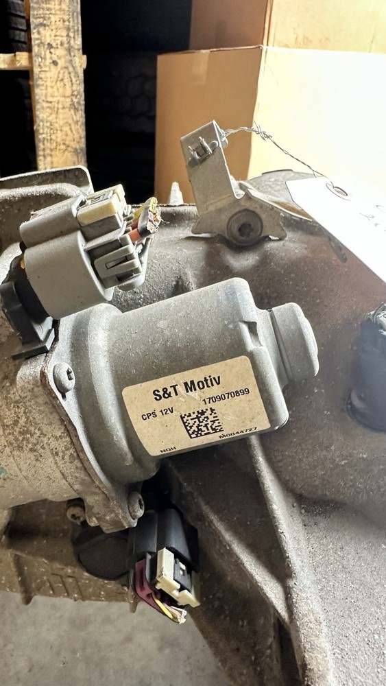 ✅ 2016 - 2020 CHEVROLET TAHOE Transfer Case 84153003