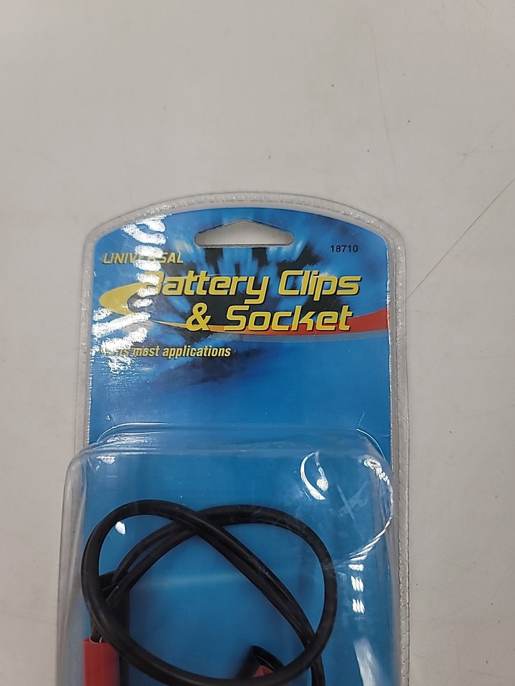 Custom Accessories 18710 12V Universal Battery Clips & Socket